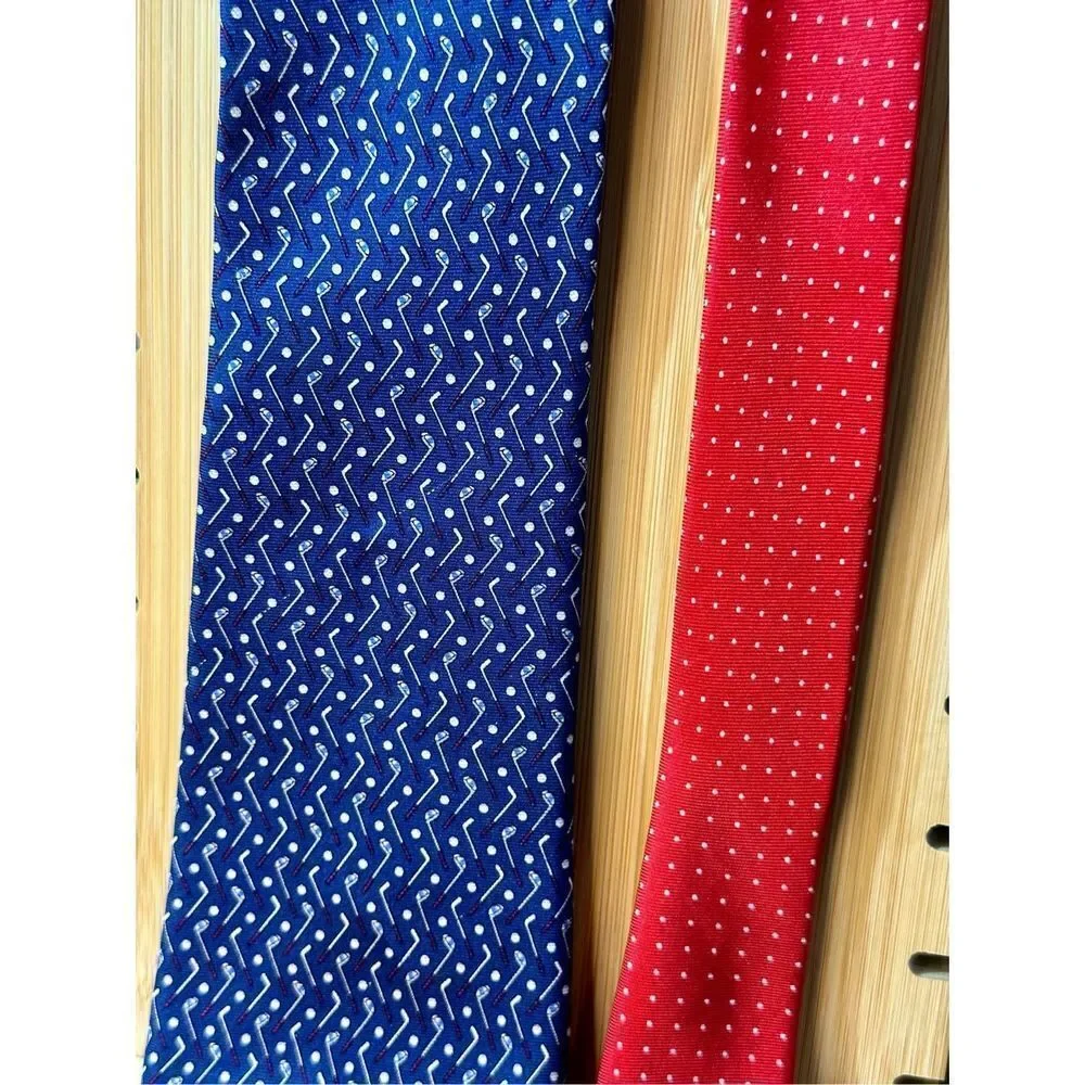 Tommy Hilfiger blue and red 100% silk golf tie